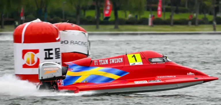 Andersson Extends Sprint Winning Streak to Eleven