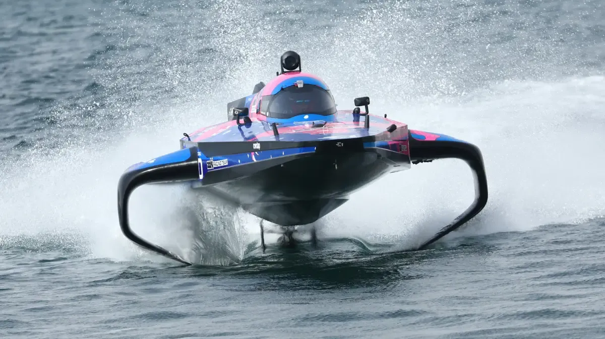 Aoki Racing Team Win Jeddah E1 Season Opener