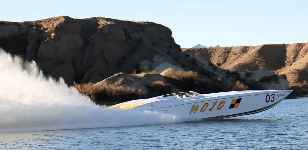 MTI 40 R/P catamaran called "MOJO"