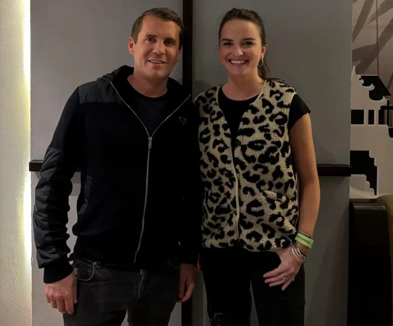 New E1 Team Sierra Sign Munnings and Stark