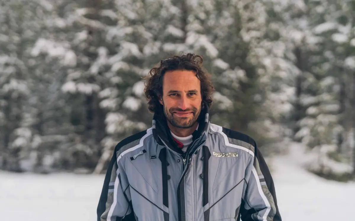 Peter Bonham Christie, new custodian of Apache 555