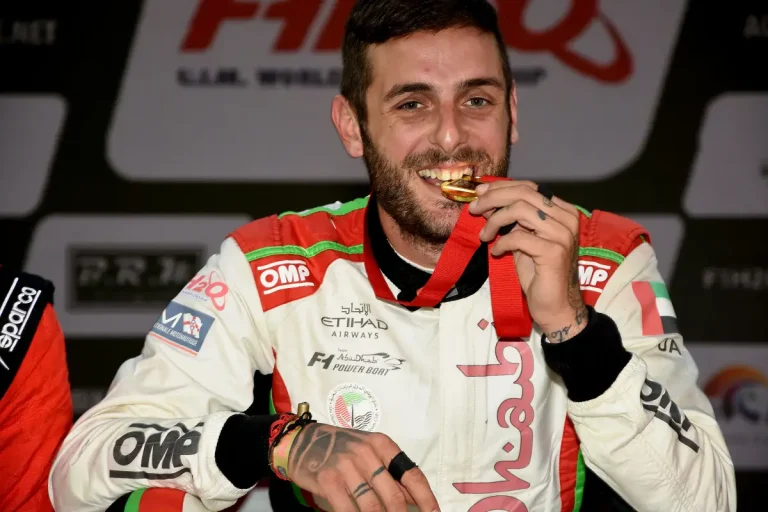 Carella Cruises to 4th F1H2o World Championship