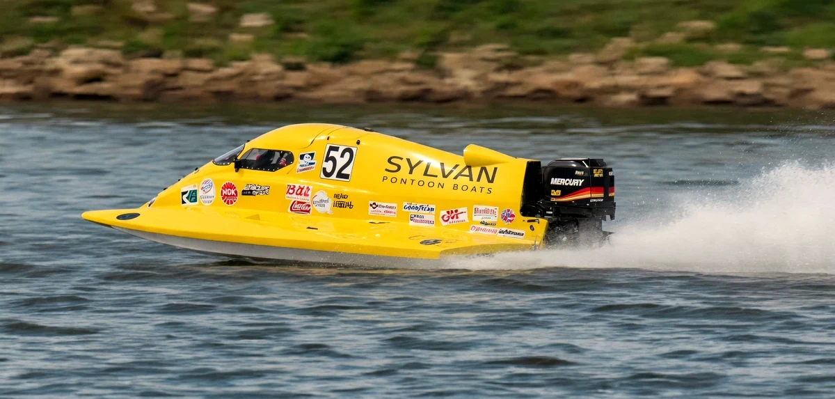 Chris Rinker, #52 Sylvan Pontoon Boats, IHRA F1 Powerboat Series, 2026 Red River Rumble, Shreveport