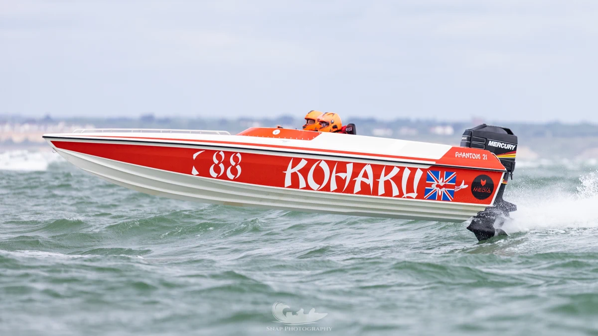 Kohaku (C-88, Gary Aldington) on the Solent