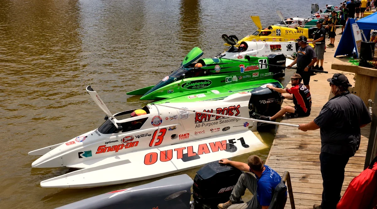 IHRA F1 boats on the start dock at the 2026 Red River Rumble Formula One final, Shreveport
