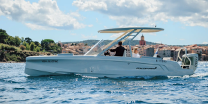 Axopar AX/E Spyder with Evoy Storm 300hp electric outboard