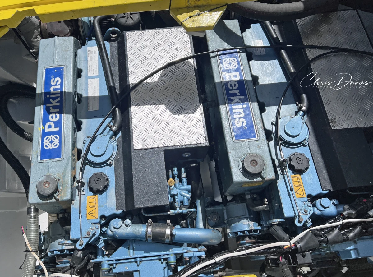 Apache 555 twin Perkins diesel engines, Class 2 UKOPRA 2026