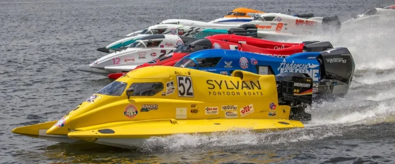 IHRA F1 powerboat fleet at the start of the Battle on the Colorado 2026, Marble Falls Texas, Chris Rinker #52 Sylvan Pontoon Boats leads the field