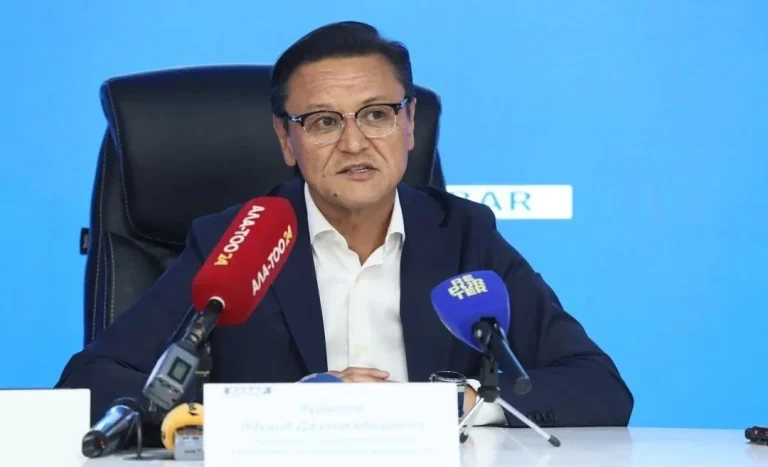 Eduard Kubatov, director of Kyrgyzstan's State Agency for Tourism Development, speaking at a press conference about the F1H2O Grand Prix of Kyrgyzstan