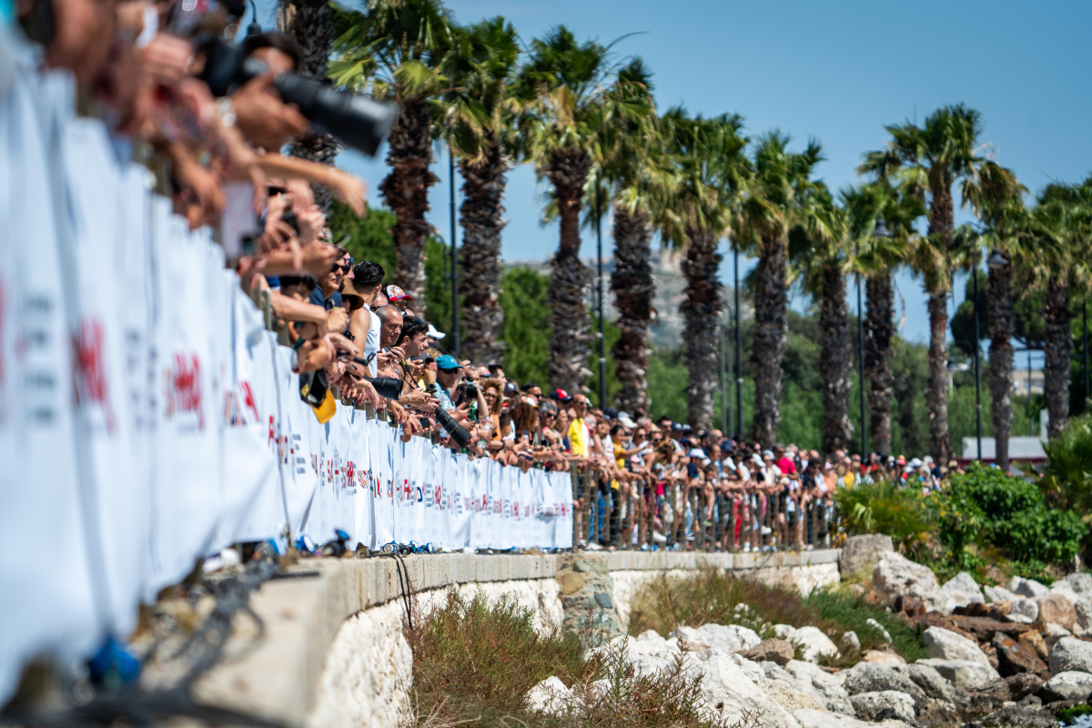 Spectators watch the Regione Sardegna Grand Prix of Italy 2026 in Cagliari harbour