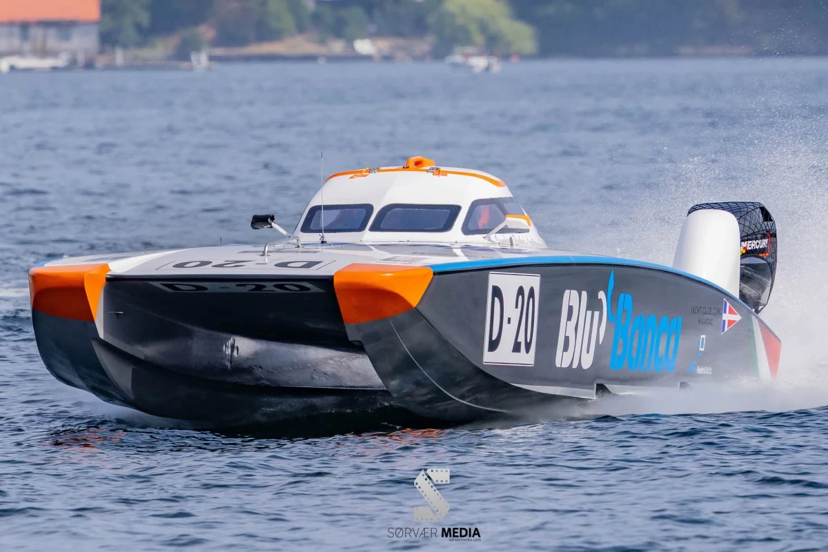 D20 Blu Banca, Serafino Barlesi and Joakim Kumlin, Class 3D, UIM Offshore World Championship, Arendal 2026
