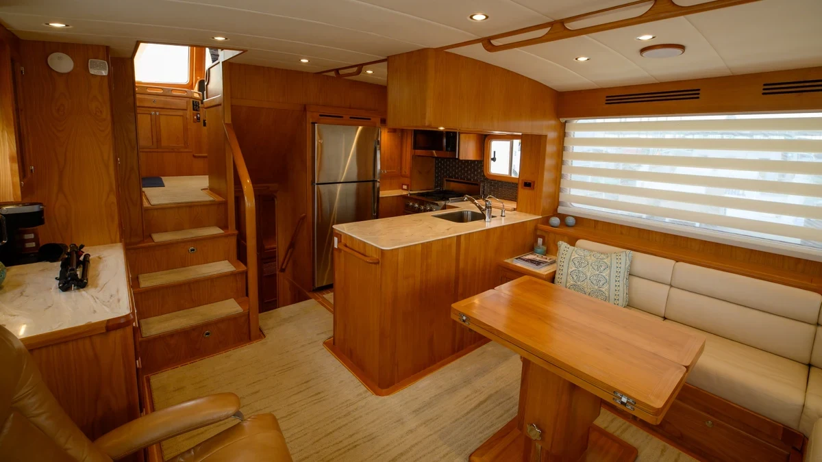 Kadey-Krogen saloon interior