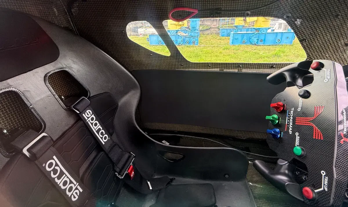 TechnoMAP PePHyT cockpit showing Sparco harness and custom control panel