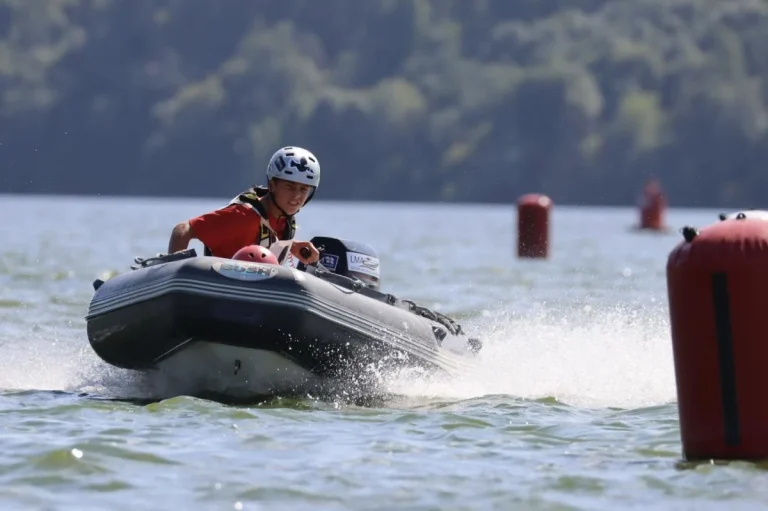A Formula Future pilot at speed during the final day at Kaunas Lagoon