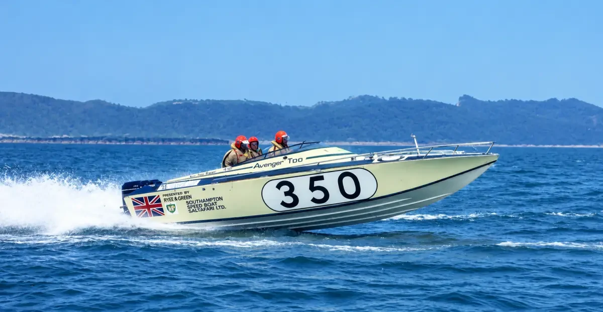 Avenger Too, race number 350, offshore powerboat at speed