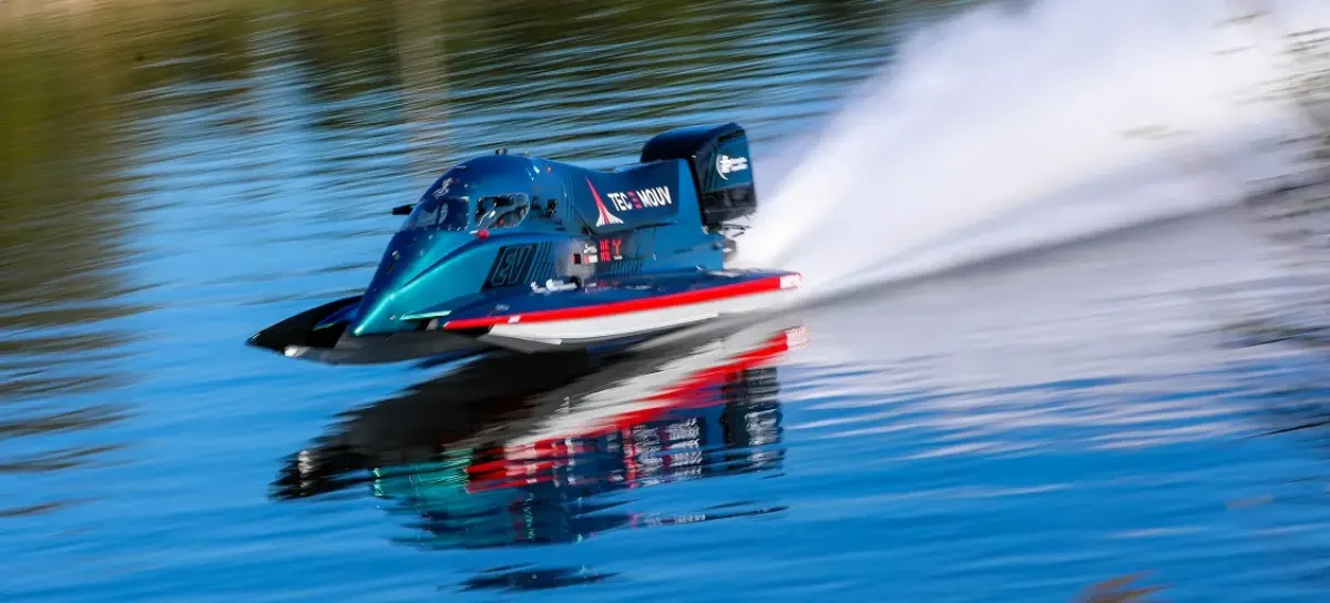 PePHyT electric hydroplane running on the Canal de Caen, September 2026
